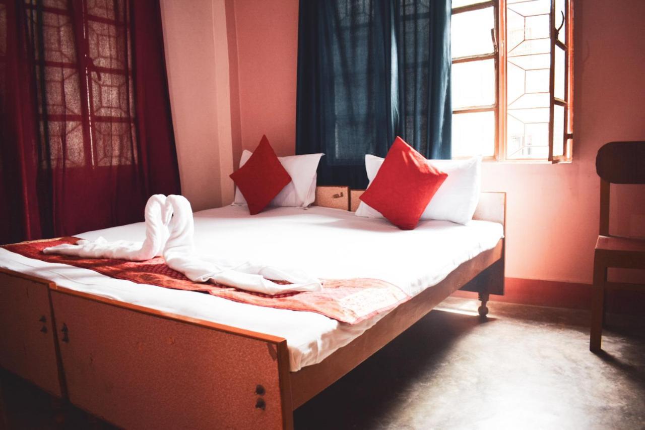Family Guest House 瓦拉纳西 外观 照片